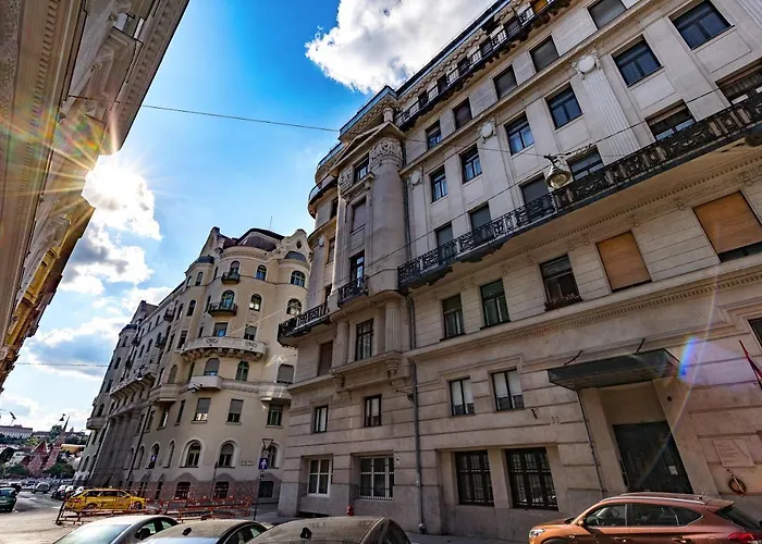 Riverside Luxury Διαμέρισμα *